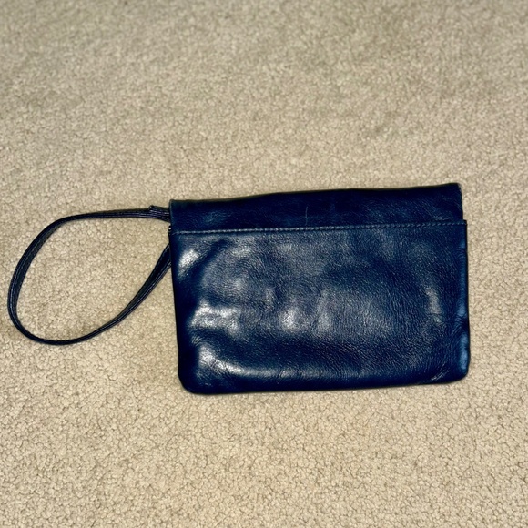 HOBO Daria wristlet navy blue - Picture 3 of 10